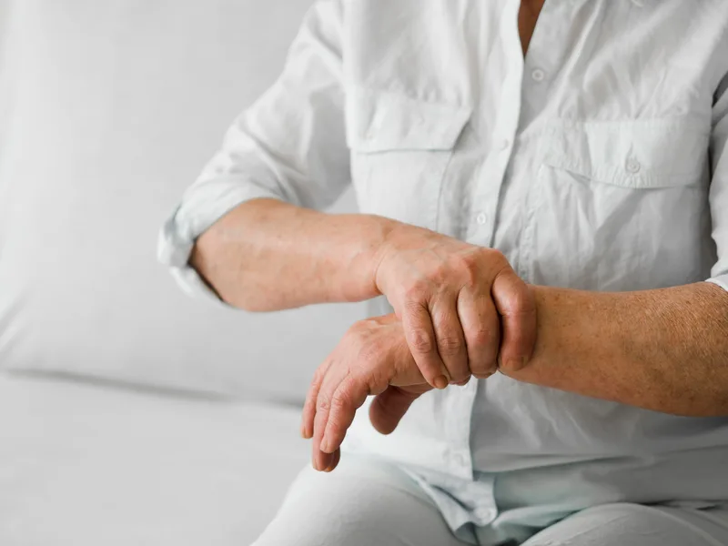 Chiropractic care for carpal tunnel syndrome at Hans Chiropractic & Injury Center in Norcross
