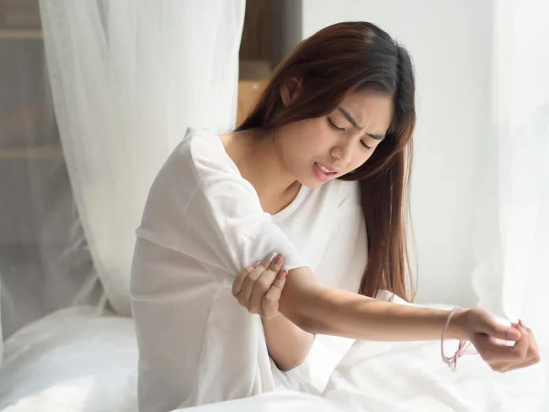 How Hans Chiropractic & Injury Center treats elbow pain in Norcross
