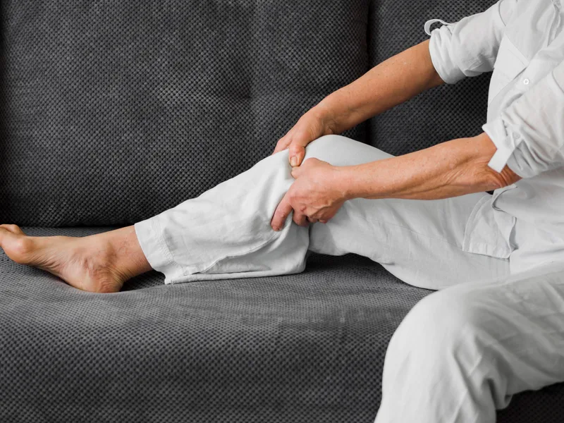 Chiropractic care for leg pain at Hans Chiropractic & Injury Center in Norcross