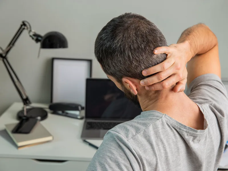 Hans Chiropractic & Injury Center treating neck pain in Norcross