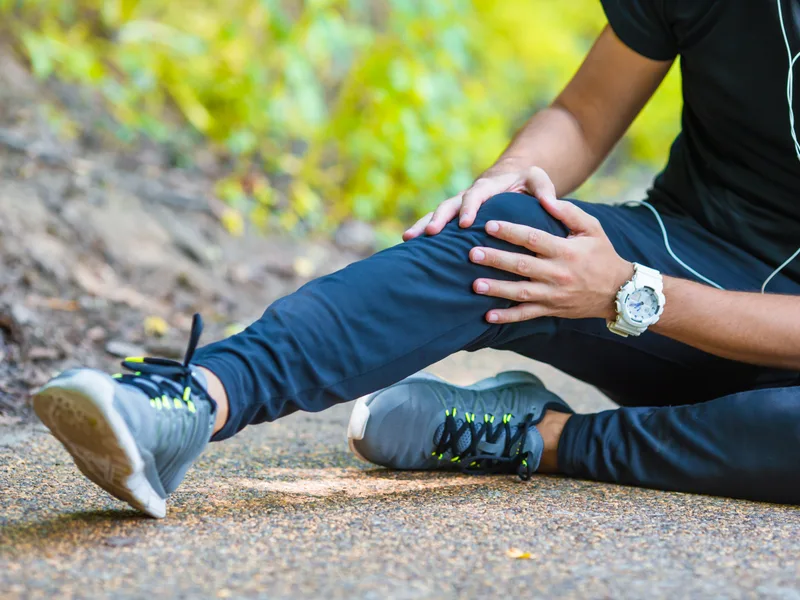 How Hans Chiropractic & Injury Center treats sprains & strains in Norcross