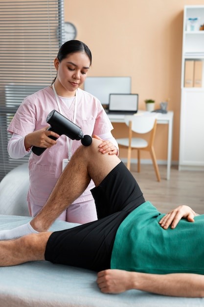 Shockwave knee therapy